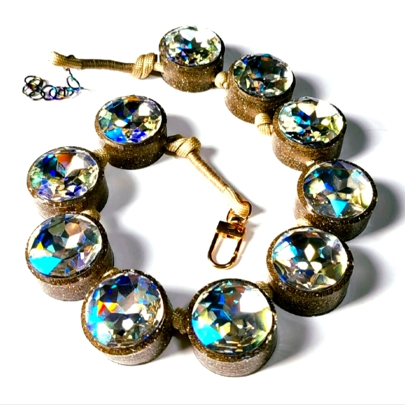 Meet the Posher - Picture 12 of 16